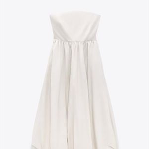 Voluminous Strapless Dress from Zara